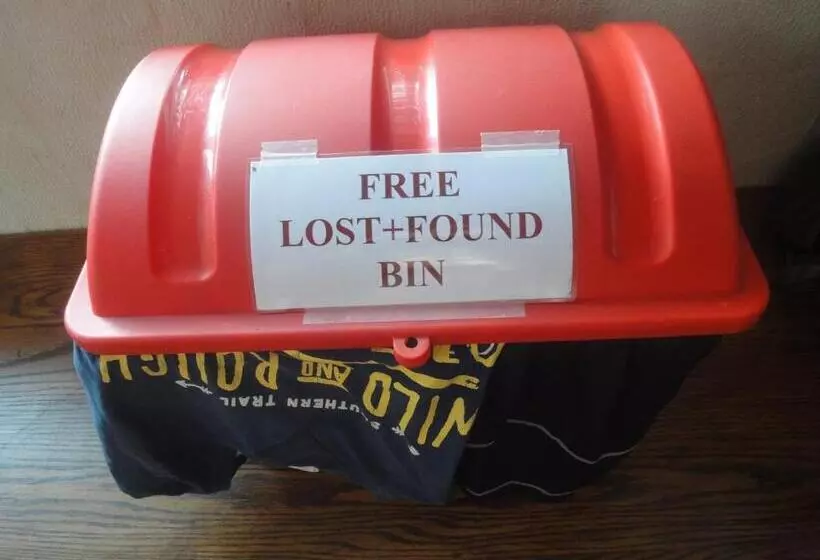 ユースホステル Frank S Backpackers