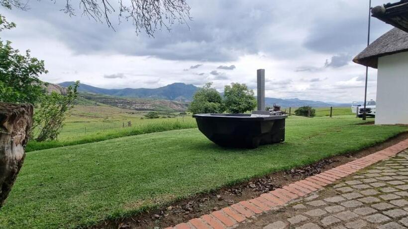 בית מלון כפרי Fairview Estates