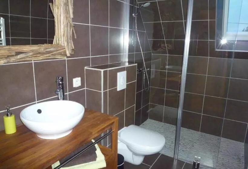 ベッドアンドブレックファースト Chambres D Hôtes Les Potiers