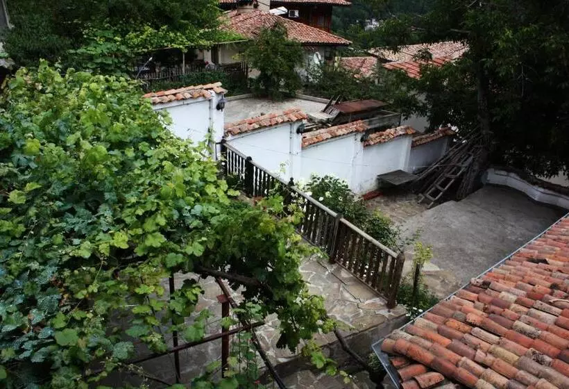 Hikers Hostel
