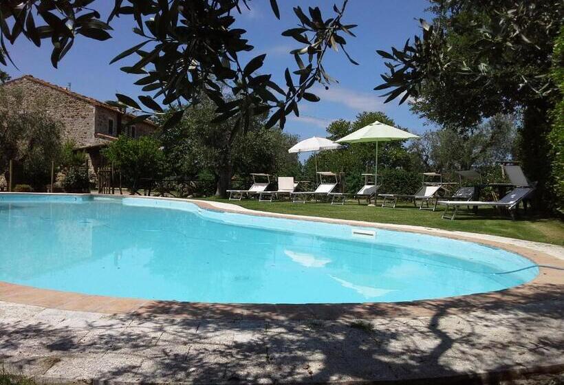 בית מלון כפרי Poggio Mario