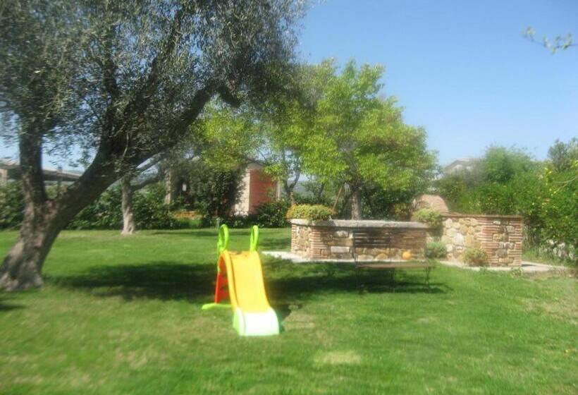 בית מלון כפרי Poggio Mario