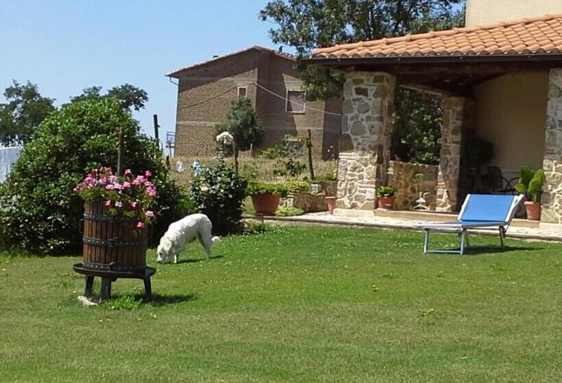 בית מלון כפרי Poggio Mario