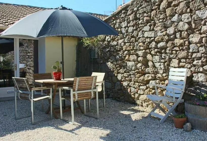 Majatalo Le Petit Clos