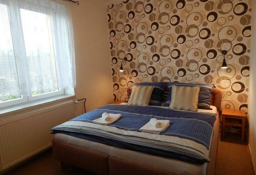 פנסיון Penzion V Hájku