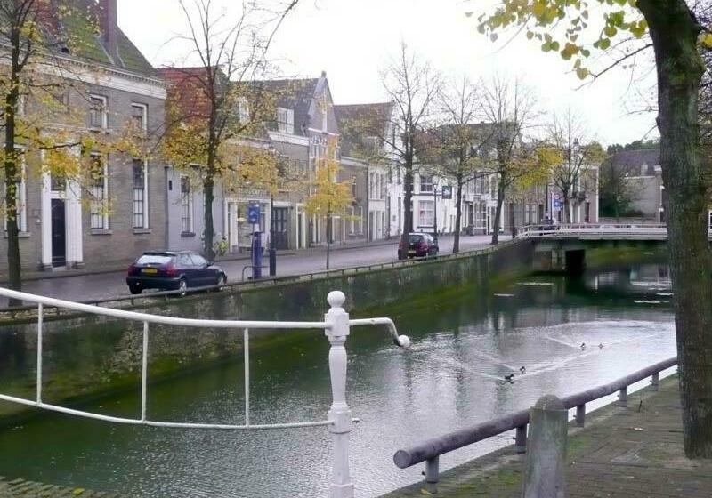 Bed and Breakfast De Zilveren Karper