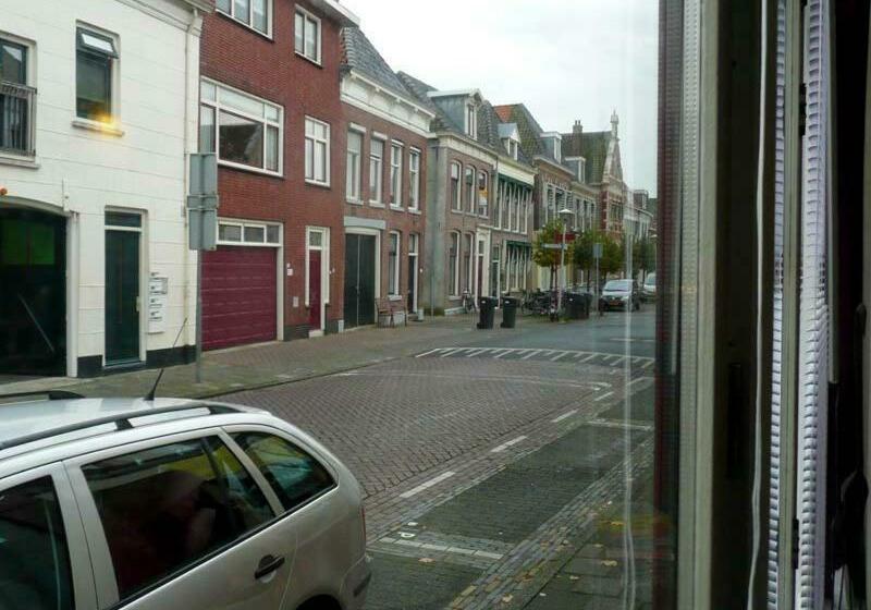 Bed and Breakfast De Zilveren Karper