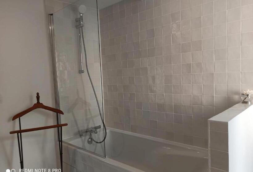 Bed & Breakfast Jane Laur   Honfleur