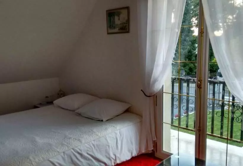 Aamiaismajoitus (B&B) Les Chambres Du Lac