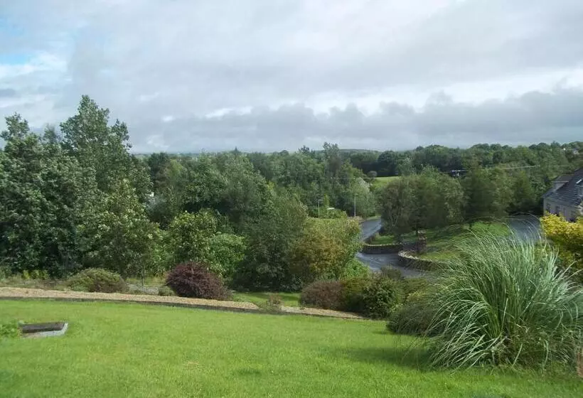 Aamiaismajoitus (B&B) Nephin Lodge