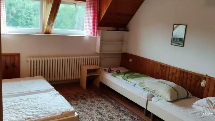 ベッドアンドブレックファースト Ubytovanie 184, Bed And Braekfast 184