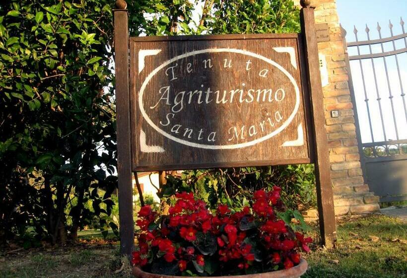 ホテル Agriturismo Tenuta Santa Maria