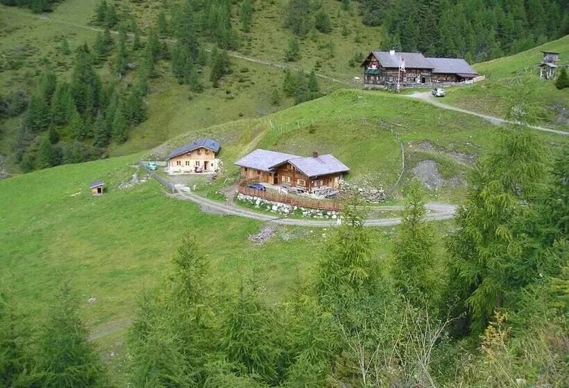 ホテル Bauernhof Grussberggut