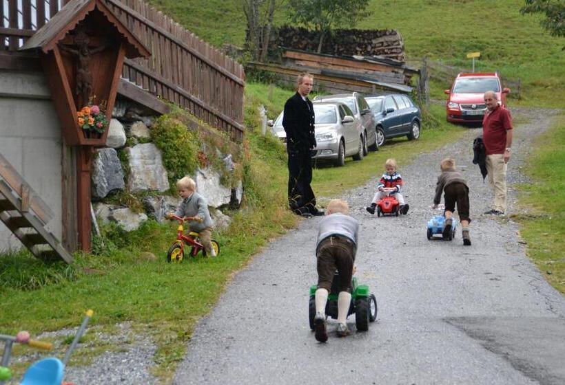 فندق Bauernhof Grussberggut