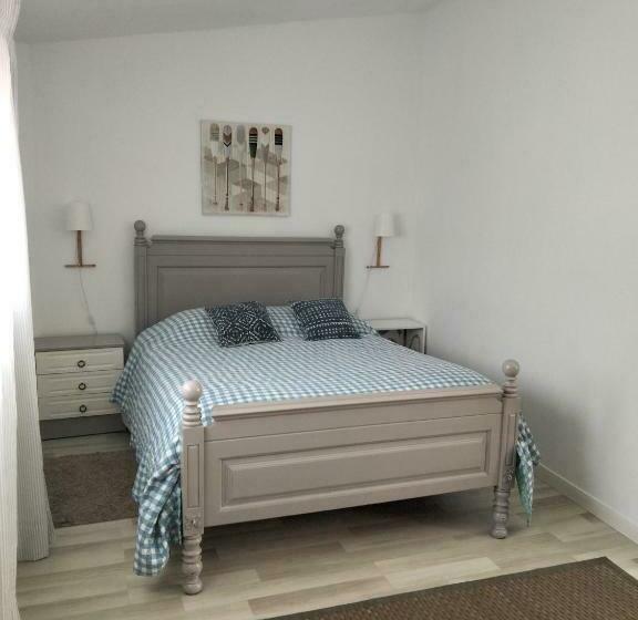 فندق Costanova Surfhouse