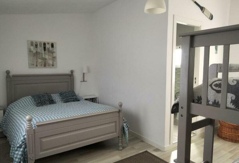 فندق Costanova Surfhouse