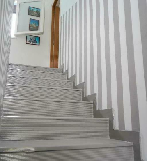 فندق Costanova Surfhouse