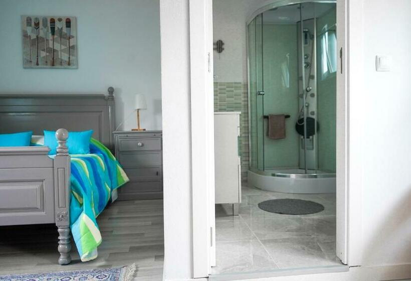 فندق Costanova Surfhouse