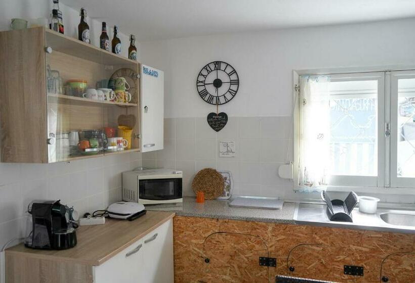 فندق Costanova Surfhouse