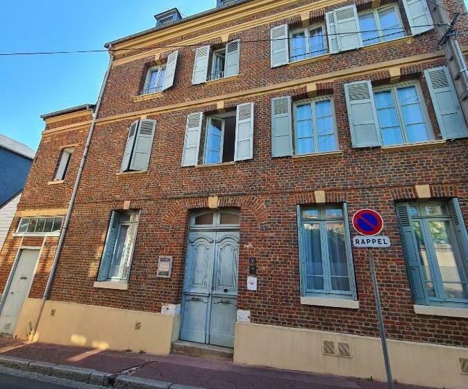 Bed & Breakfast Jane Laur   Honfleur