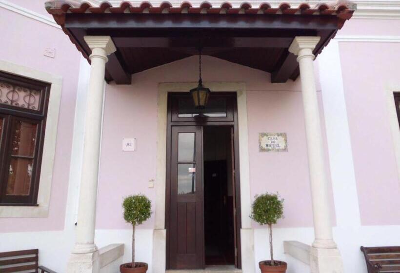 بنسيون Casa Do Miguel