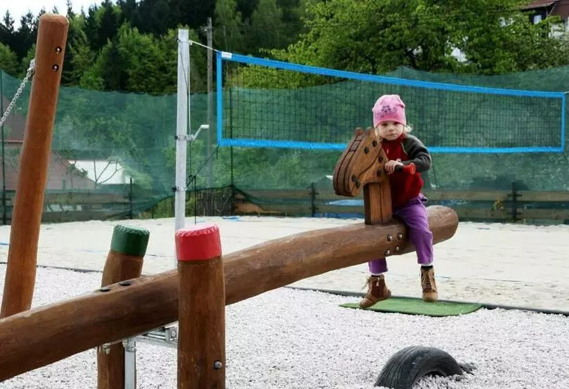 Majatalo Penzion Rzehaczek