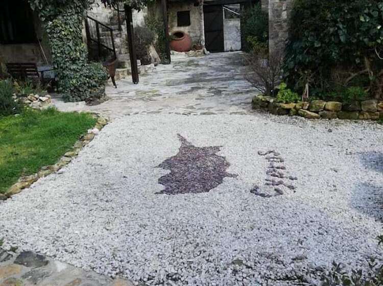 فندق صغير Loxandra Inn