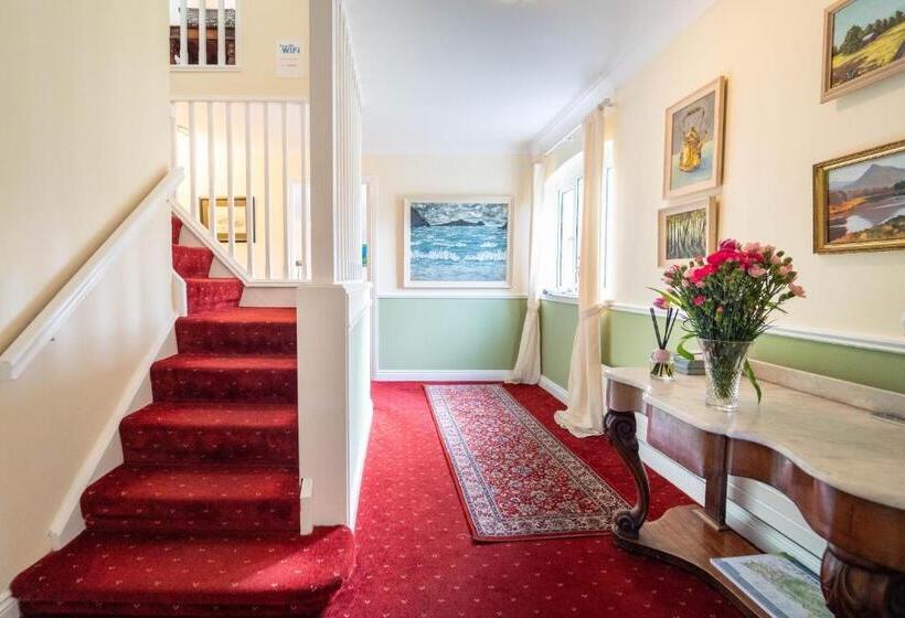 Aamiaismajoitus (B&B) Ashe S Accommodation