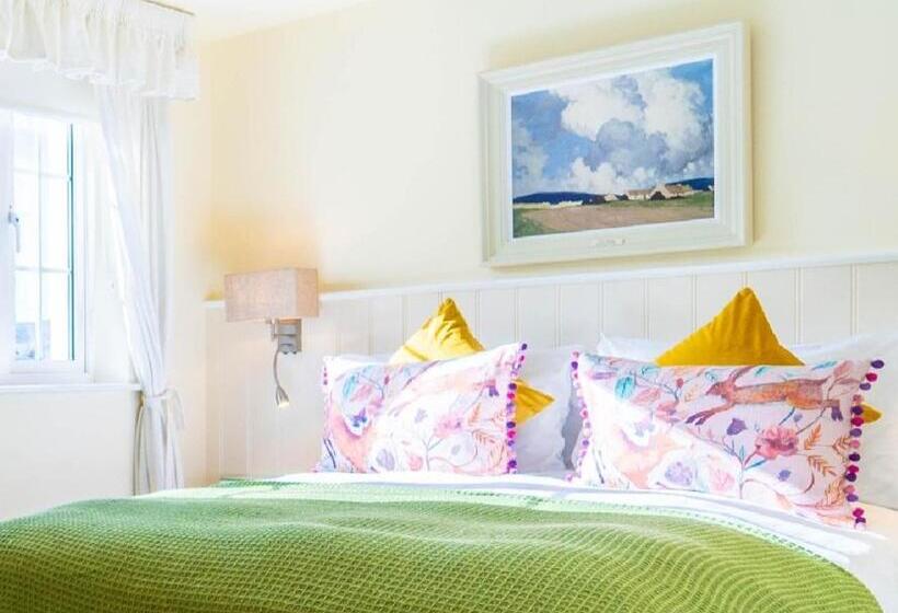 Aamiaismajoitus (B&B) Ashe S Accommodation