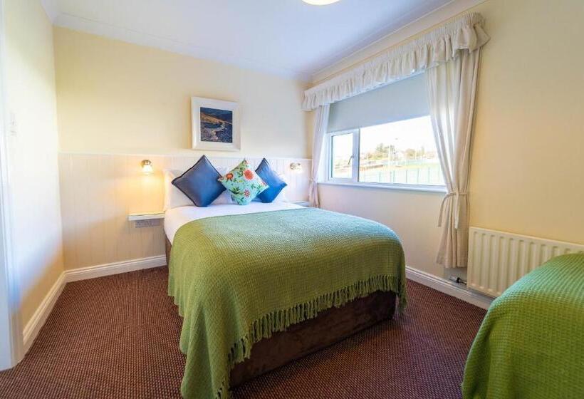 Aamiaismajoitus (B&B) Ashe S Accommodation