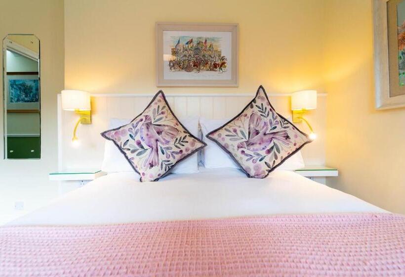 Aamiaismajoitus (B&B) Ashe S Accommodation