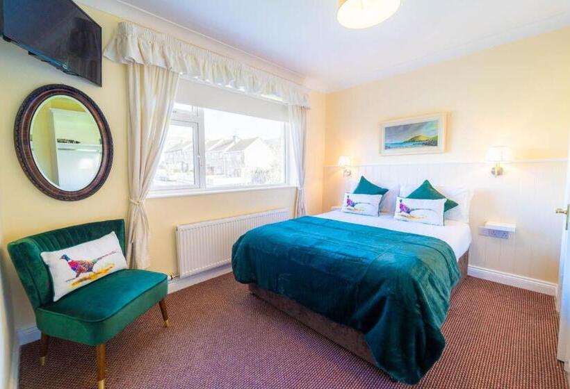 Aamiaismajoitus (B&B) Ashe S Accommodation