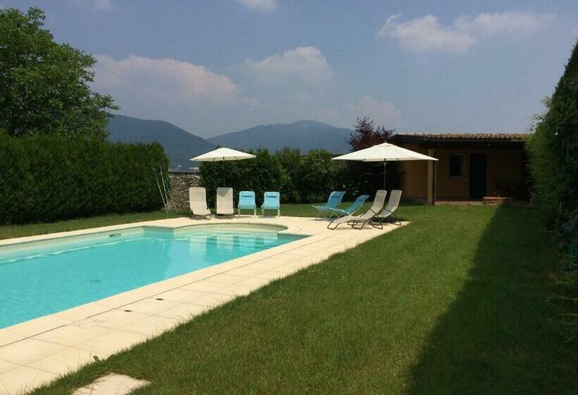 住宿加早餐 Castello Di Brusata Apartment By Quokka 360 Romantic Flat With Pool