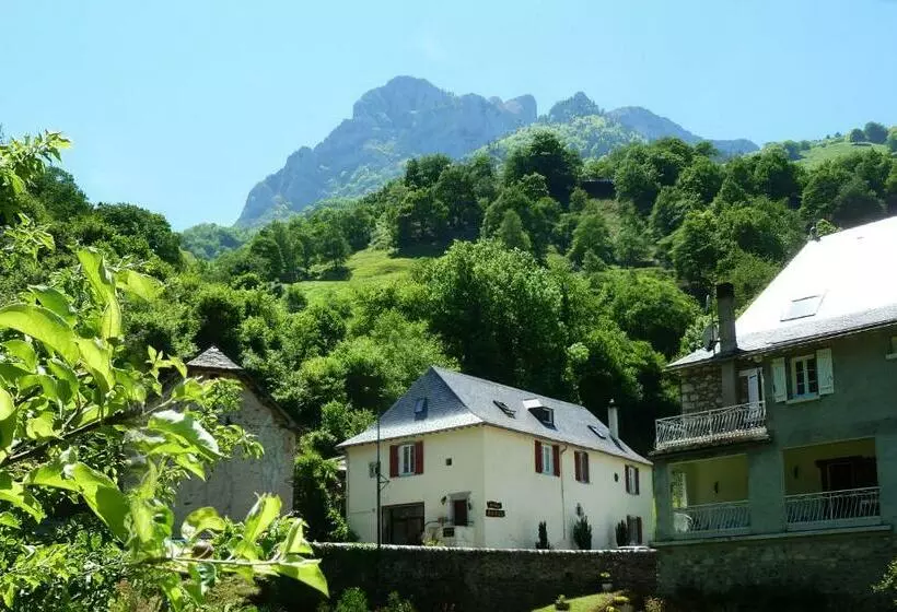 Aamiaismajoitus (B&B) Maison Bergoun