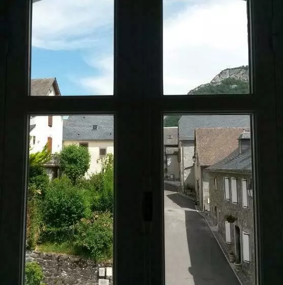 Aamiaismajoitus (B&B) Maison Bergoun