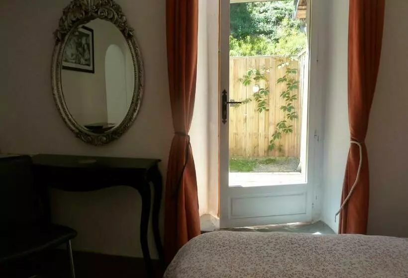 Aamiaismajoitus (B&B) Maison Bergoun