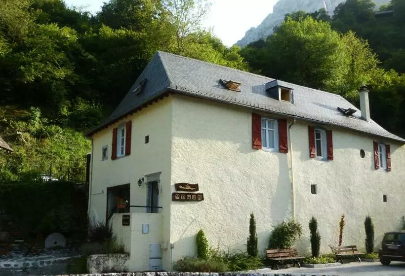 Aamiaismajoitus (B&B) Maison Bergoun