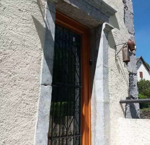 Aamiaismajoitus (B&B) Maison Bergoun