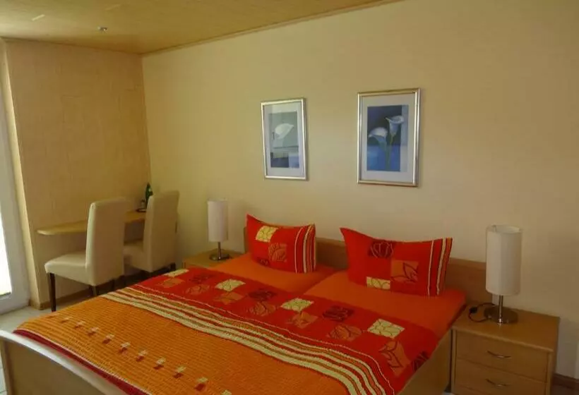 ペンション Ferienwohnung Latscha