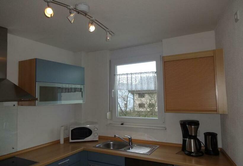 Pensão Ferienwohnung Latscha