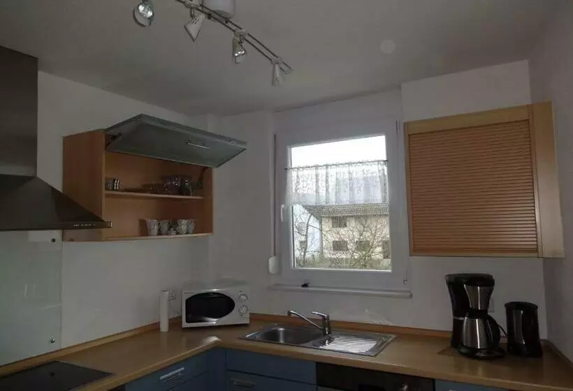 ペンション Ferienwohnung Latscha