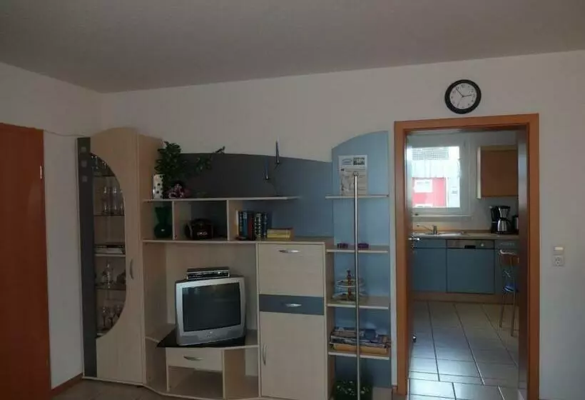 ペンション Ferienwohnung Latscha