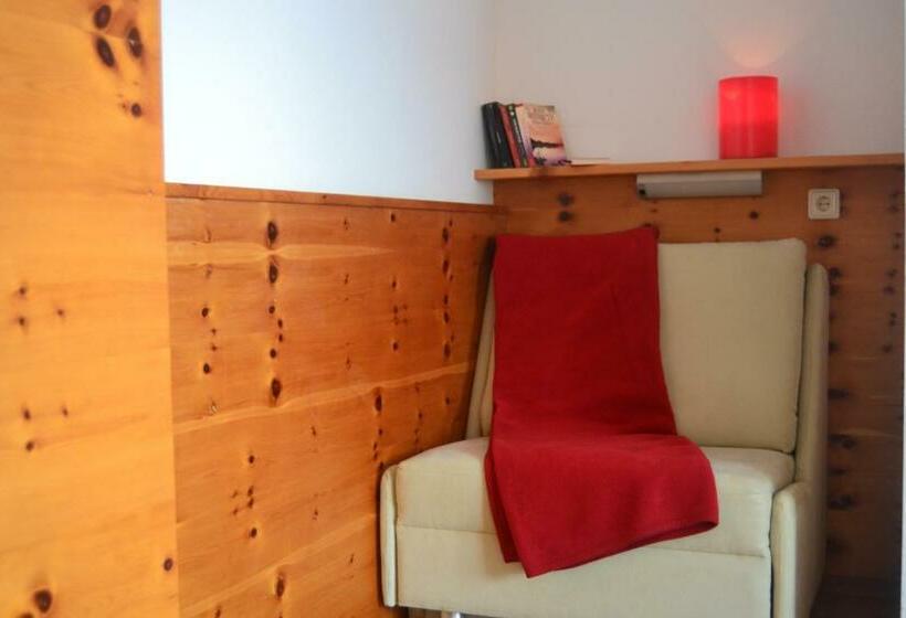 ペンション Fesengut