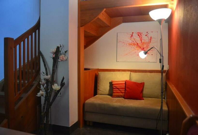 ペンション Fesengut