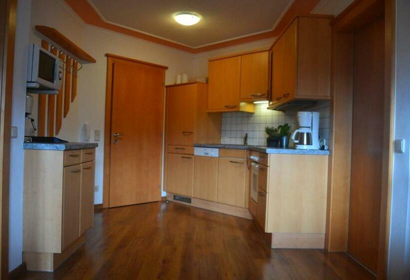 ペンション Fesengut