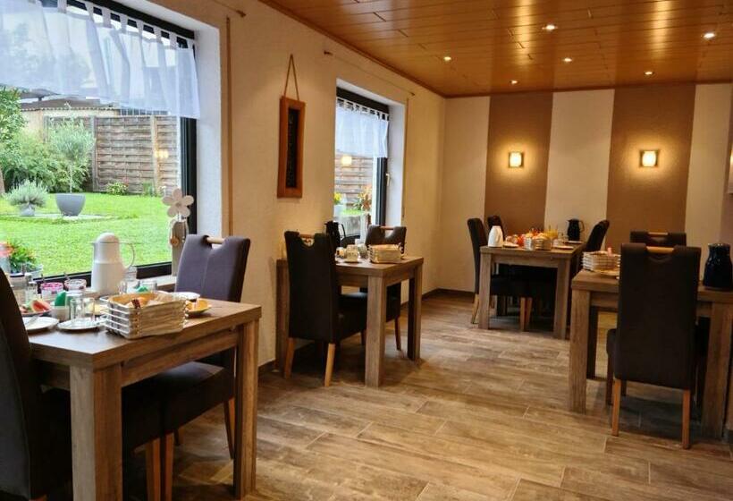 膳宿费 Gästehaus Portugall