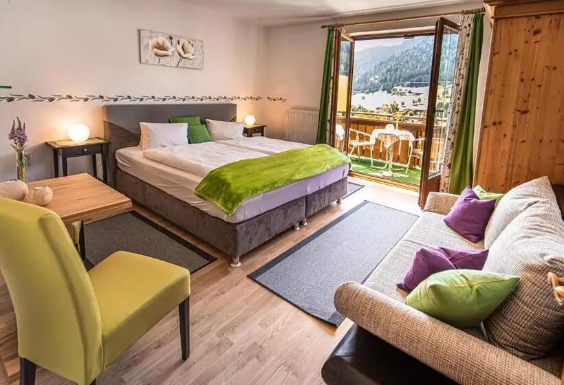 ペンション Haus Farmer