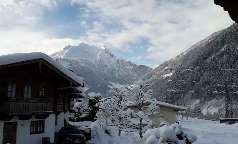 پانسیون Landhaus Zum Griena
