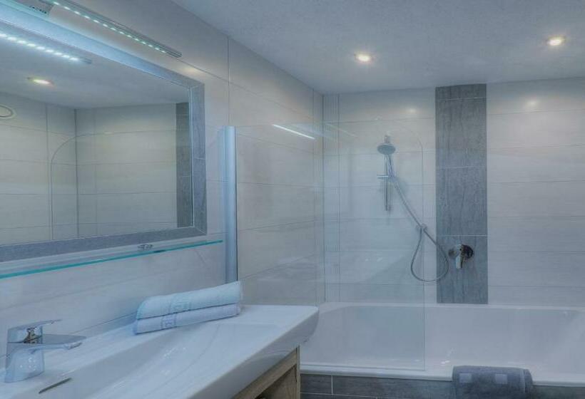 ペンション Landhaus Zum Griena