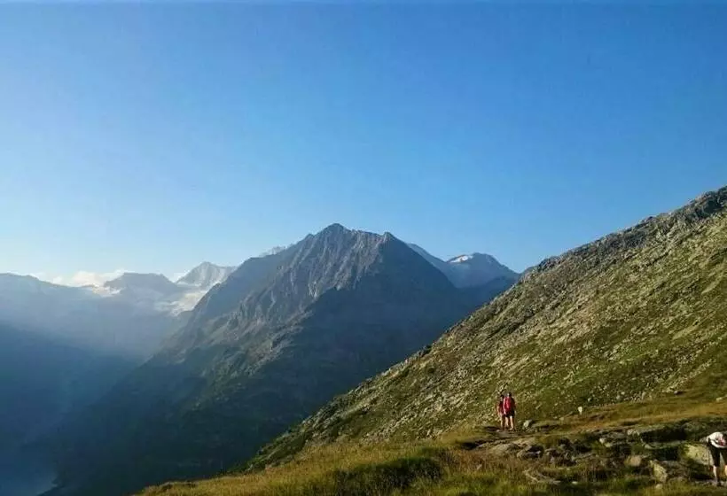 پانسیون Landhaus Zum Griena